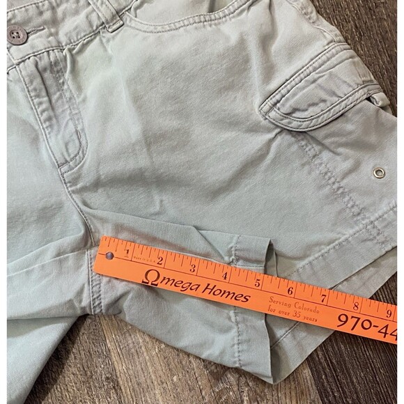 The North Face Light Blue Women's Shorts - Picture 9 of 9